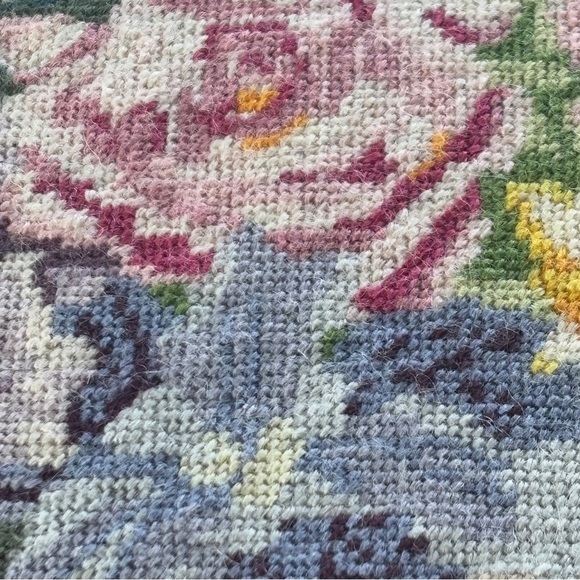 Vtg Handmade Needlepoint Framed Floral Bouquet Picture 26.5 x 22.5 Cottage Core - Picture 16 of 16
